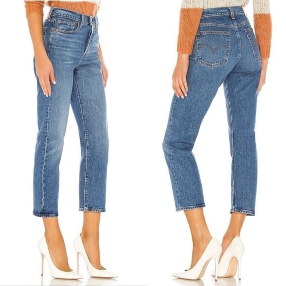 Levi's Wedgie Straight Crop in Jive Sound Size 32.‎